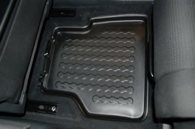 Резиновый коврик с защитными бортами Carbox Floor CARBOX
